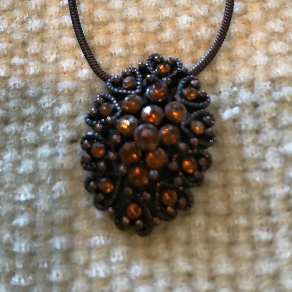 Bundle Necklaces - Picture 2 of 3